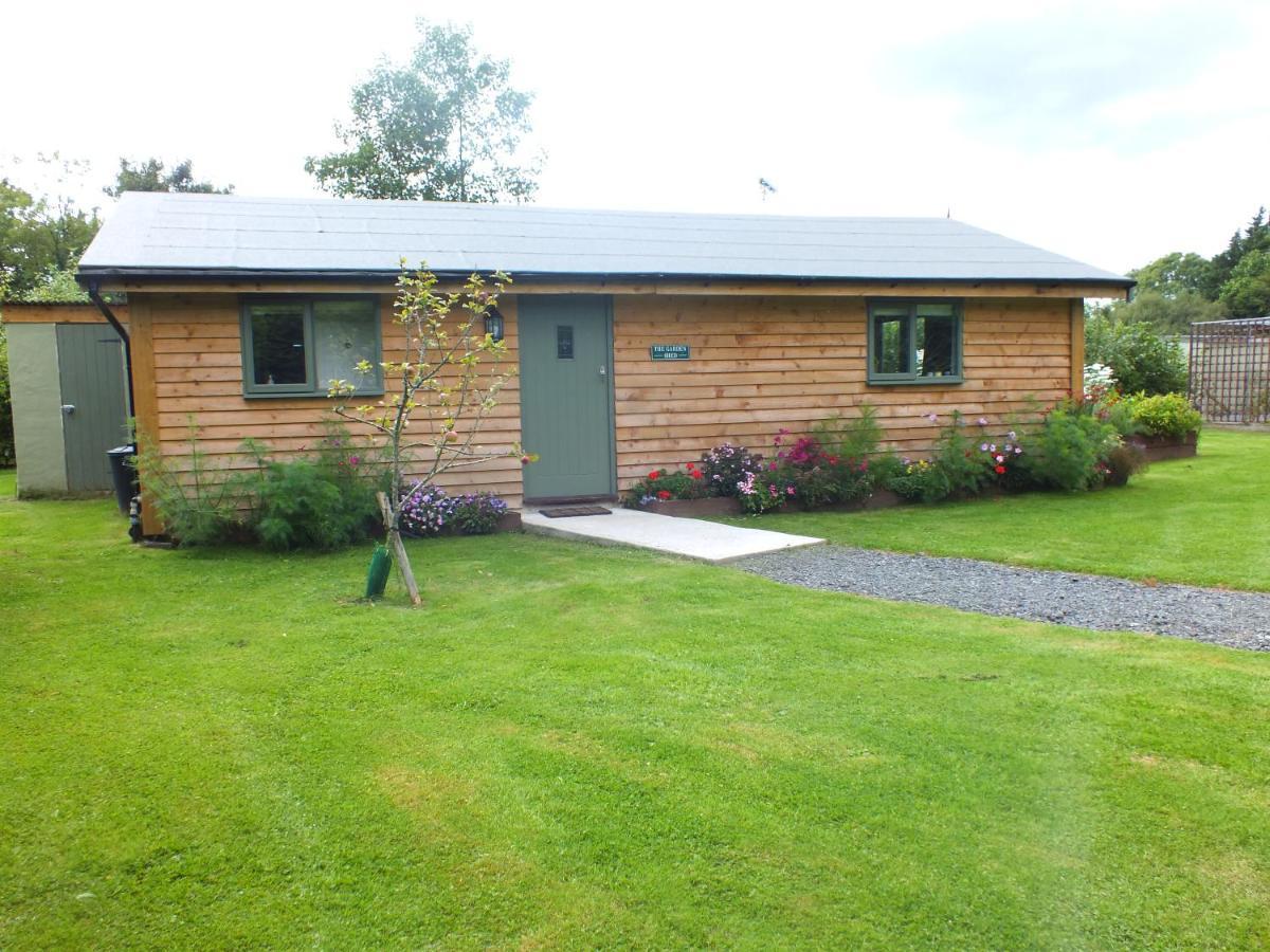 The Potting Shed And The Garden Shed Self Catering Villa Carmarthen Exterior foto